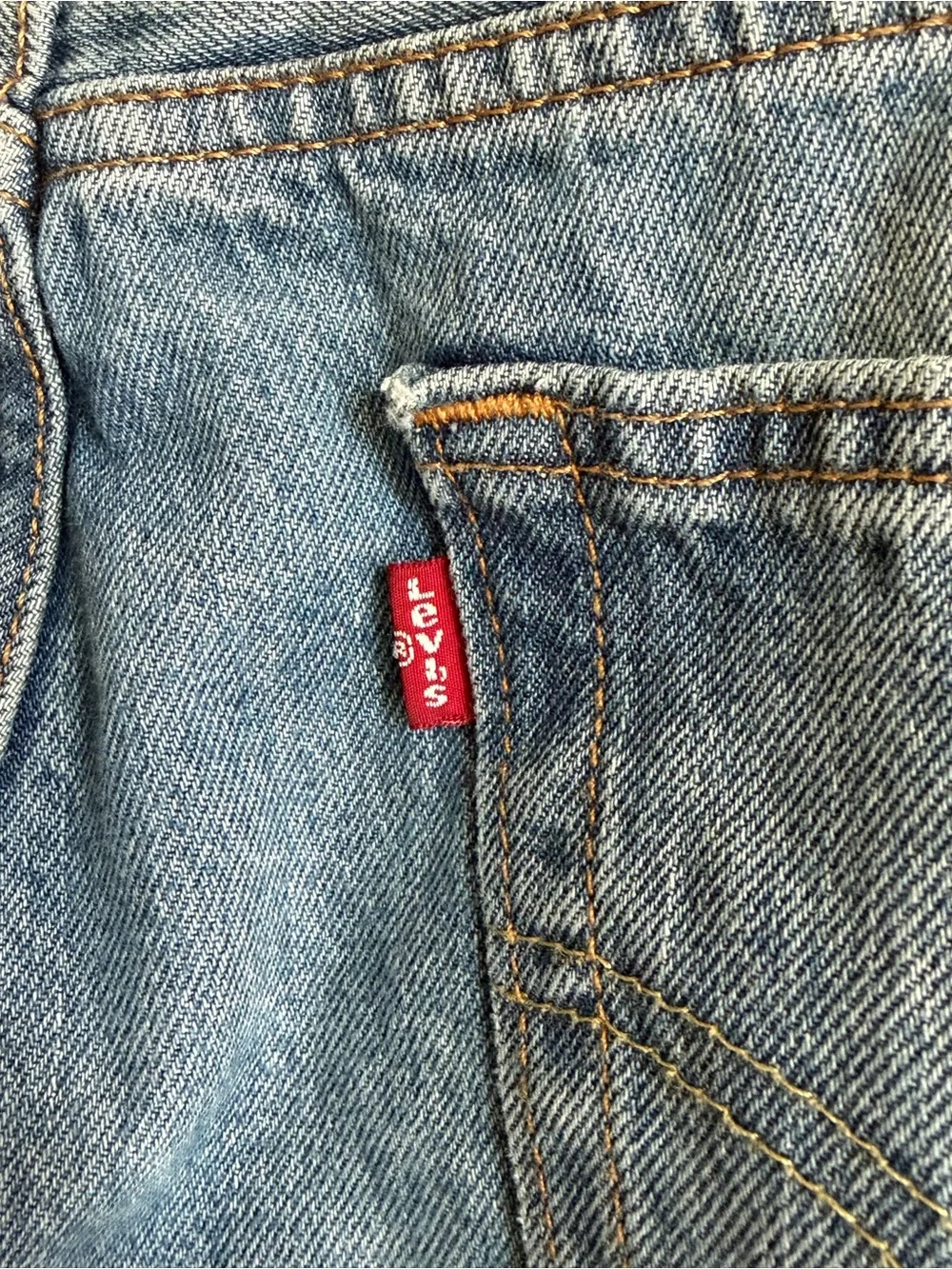Levi's Men's Faded Blue Straight Jeans